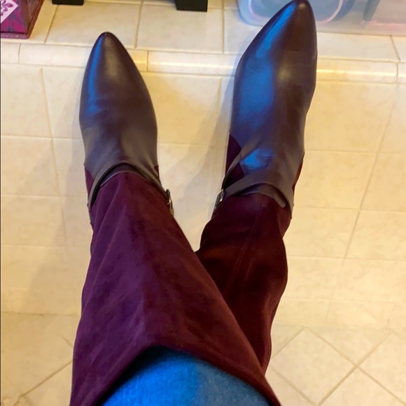 Calvin Klein Jemamine burgundy boots. - Picture 2 of 9